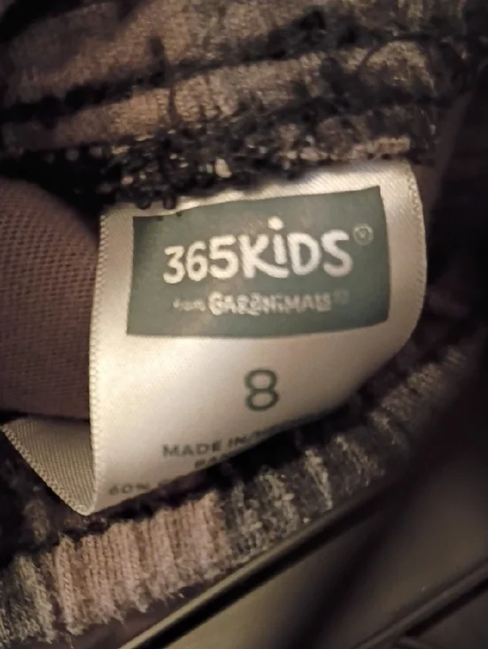 Checkerboard Pattern Gray Shorts - Picture 2 of 2